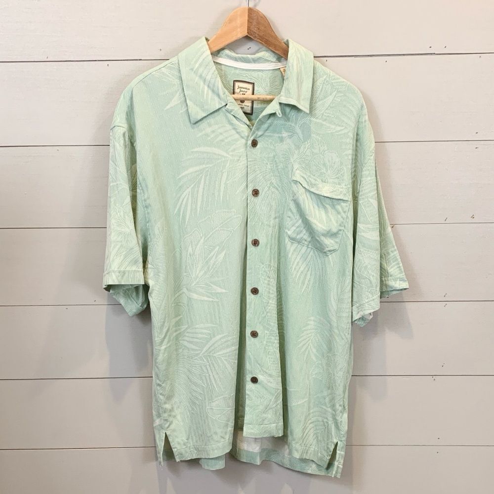 Jamaica Jaxx 100% silk Men's Mint Green Tropical Shirt textured fabric size XL